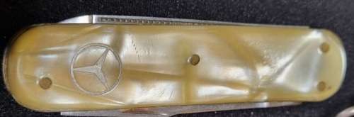 A COLLECTION FOR ALL THE MEN LIGHTERS, POCKET KNIVES AND MULTI TOOLS SOLD AS IS