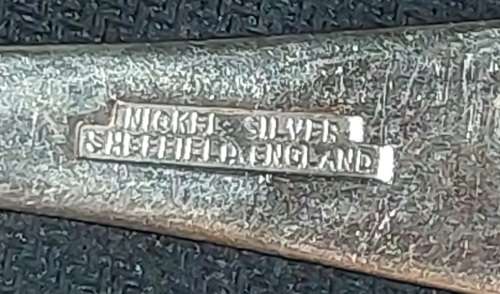 A vintage in perfect condition EPNS tablespoons sold as bulk job lot as is