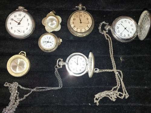 A VINTAGE AND ANTIQUE COLLECTION POCKET WATCHES
