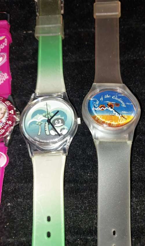A COLLECTION OF BARBIE DOLL WATCHES