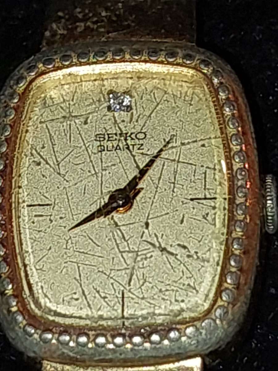 A JOB LOT ANTIQUE WRIST WATCHES