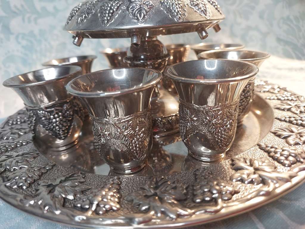 A SILVER-PLATED COMPLETE SET OF KIDDUSH FOUNTAIN