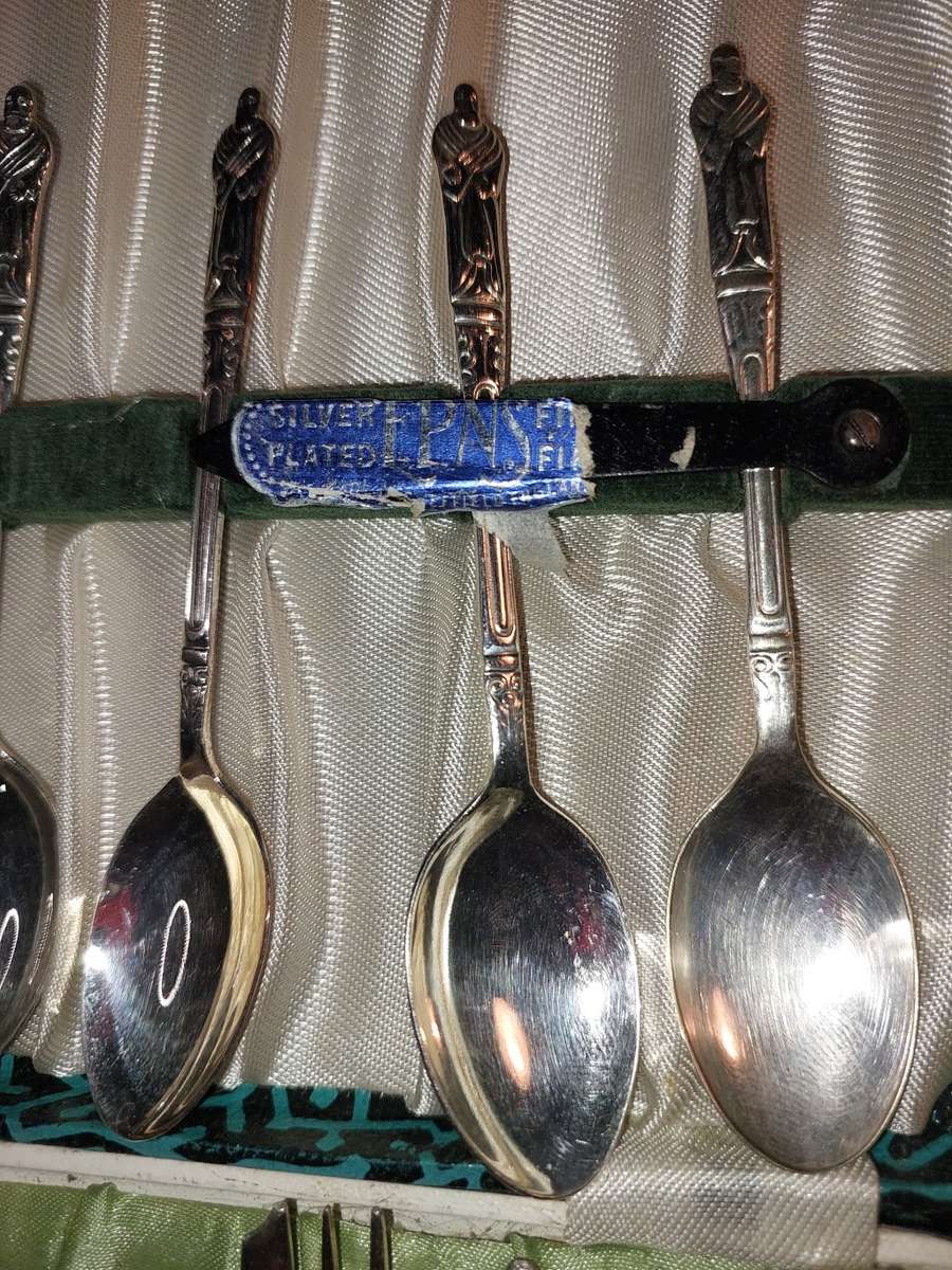 ANTIQUE COLLECTION CUTLERY