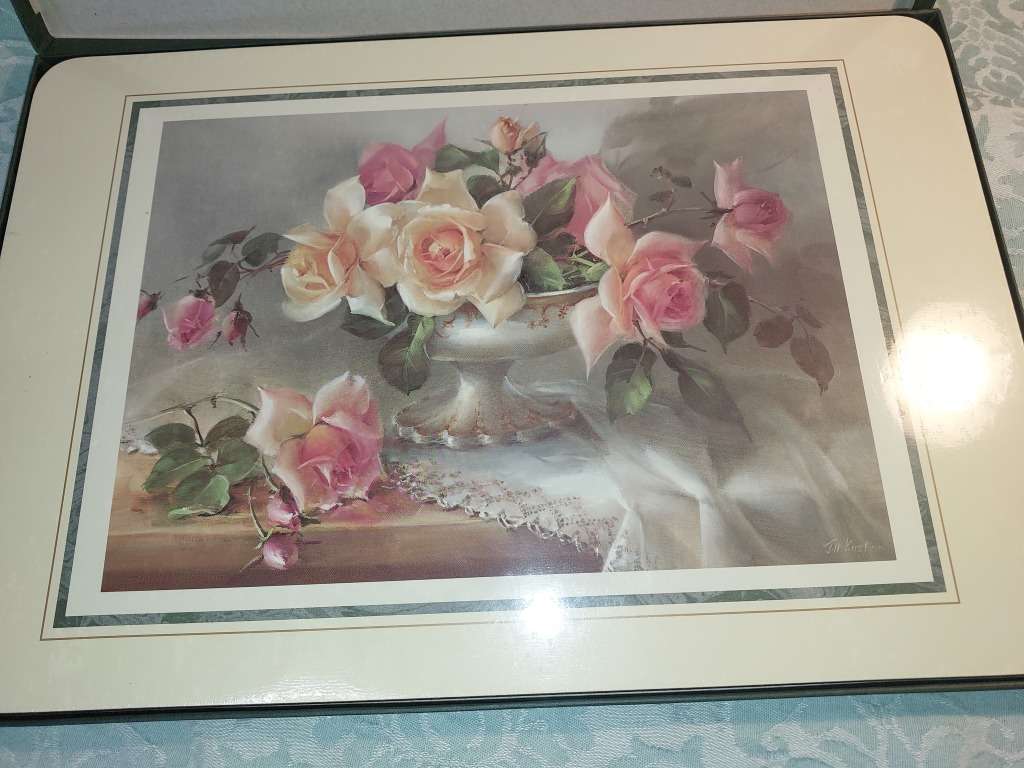 A COLLECTION OF 16 JAYSON RISE TO THE OCCASION PLACEMATS