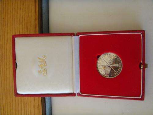 1985 SILVER PROTEA ONE RAND PARLIMENT IN BOX