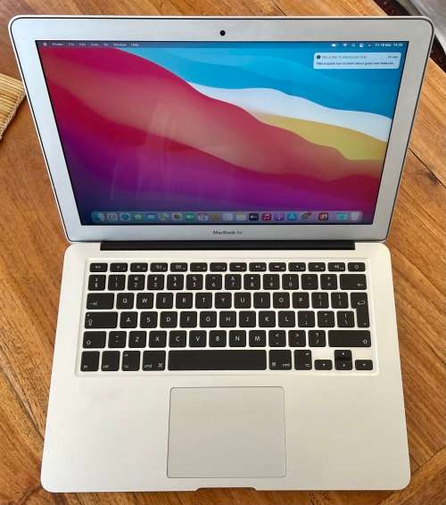 MacBook Air (13` Early 2014) i5, 128GB SSD, 4GB RAM - NB.PLEASE READ