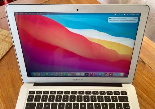 MacBook Air (13` Early 2014) i5, 128GB SSD, 4GB RAM - NB.PLEASE READ