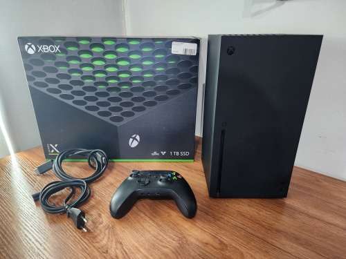 XBox Series X 1TB ssd with all cables, remote and box
