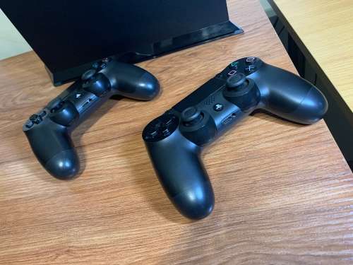 Play Station 4 with 2 controllers
