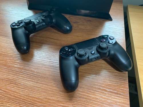 Play Station 4 with 2 controllers
