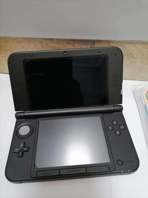 Nintendo 3DS XL