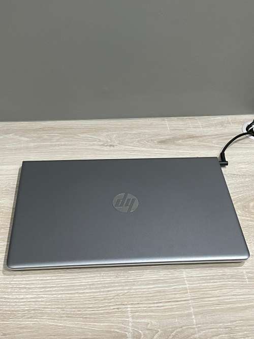 HP Pavilion 15 i7-8550U, 8GB RAM , 512GB SSD 15` HD NOTEBOOOK with GeForce On-Board Graphics
