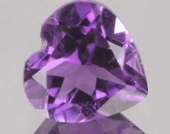 AA  Grade Heart Amethyst 0.50 ct 5 mm