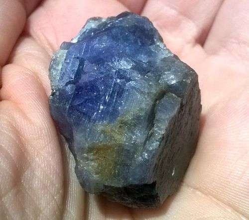 Large Rough Mineral Specimen Tanzanite 172 ct 34 grams 31mmx 26 mm x 24 mm