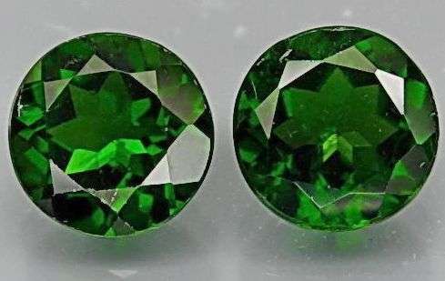 AAA Chrome Diopside 1.07 ct Pair 5mmx3mm