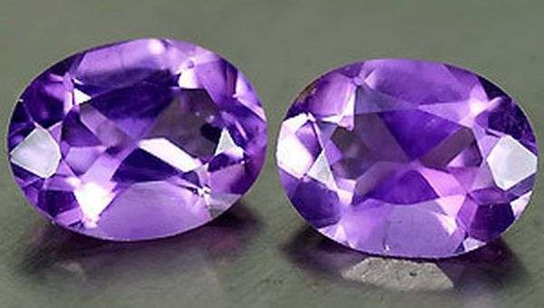 Amethysts 0.82 ct Top AA Grade Oval Pair 5mmx3mm