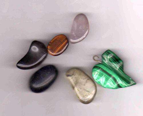 Tumbled Mix and Malacite Pendant Tigers Eye, Lemon Quartz, Rose Quartz Onyx