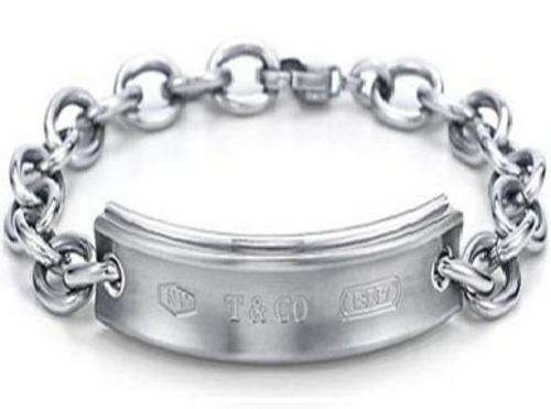 BEAUTIFUL ***  925 STERLING SILVER STAMPED BRACELET *** THIS IS WORTH IT TO BID !!!
