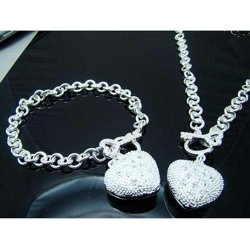SUPER SPECIAL! NECKLACE/BRACELET 925 STERLING SILVER STAMPED.1ST TIME EVER ON R1 AUCTION !!