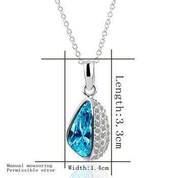 IMPRESSIVE!!!!-BEAUTIFUL  Swarovski Crystal Necklace.... LOOK AT THIS STUNNING SWAROVSKI CRYSTAL!!!