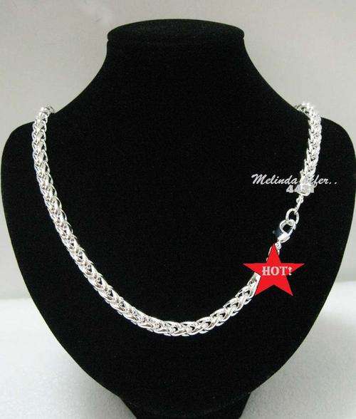 NEW! IMPRESSIVE NECKLACE 925 STERLING SILVER STAMPED NEVER BEFORE FOR R1(OPTION TO PURCHASE BRACELET