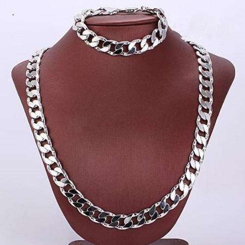 NEW! IMPRESSIVE NECKLACE 925 STERLING SILVER STAMPED NEVER BEFORE FOR R1(OPTION TO PURCHASE BRACELET