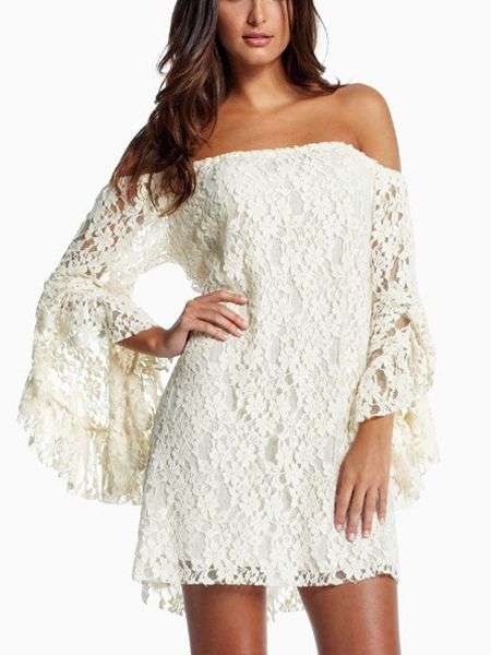 Beautiful White Lace Floral Strapless Puff Sleeve Dress that will bring out the natural you! Must!
