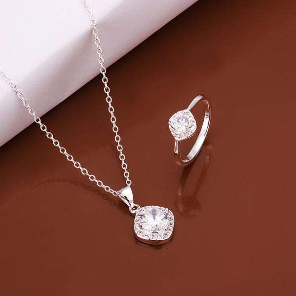 BEST OFFER! - IMPRESSIVE BEAUTIFUL SILVER RING AND NECKLACE SET- FIRST TIME EVER ON R1.00 AUCTION!