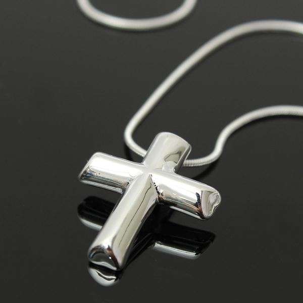 Hot Item! Beautiful Silver Cross Necklace! First time ever on R1.00 auction! Absolutely must bid!