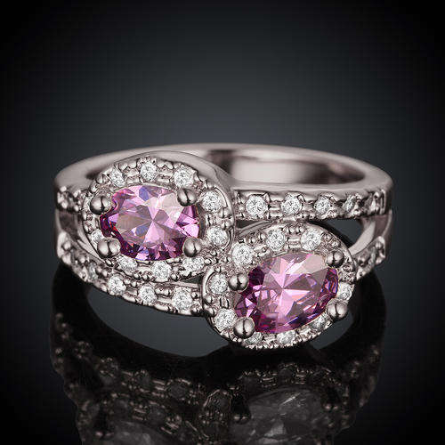 MUST BID!!!! - IMPRESSIVE BEAUTIFUL GENUINE AUSTRIAN CRYSTAL - FIRST TIME EVER ON R1.00 AUCTION!