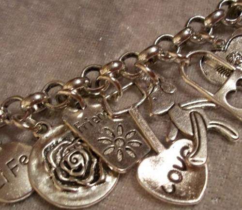 BEST SELLER!!! >>>SaY iT WiTh a Bracelet!!!!