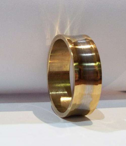 LOOK AT THIS! - SOLID STAINLESS STEEL RING (22) >>NEW DESIGN<<    BID NOW!!!!