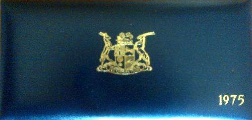 1975 RSA coin set in original presentation box