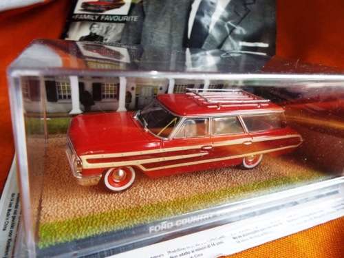 COLLECTABLE DIECAST MODEL OF 007 GOLDFINGER FORD COUNTRY SQUIRE