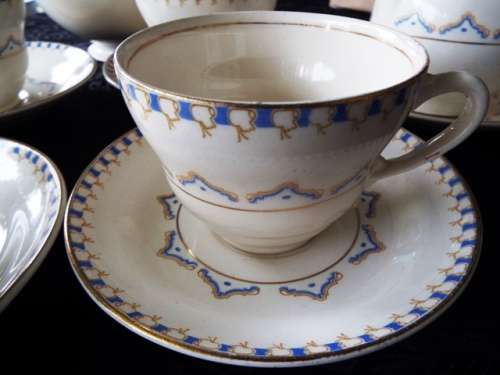 STUNNING 11 PC ROYAL STAFFORDSHIRE WHITE, BLUE AND GOLD TEA SET