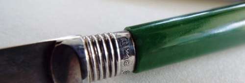 VINTAGE SET OF 6 SILVER  BUTTER KNIVES