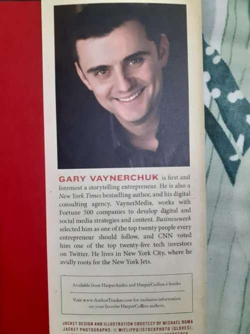 Jab Jab Jab Right Hook ~ Gary Vaynerchuk