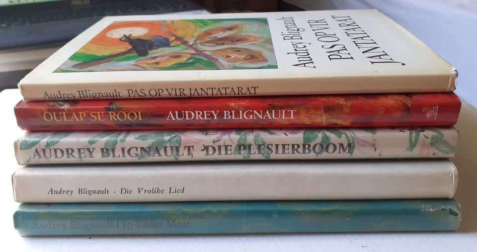 5 Boeke deur Audrey Blignault