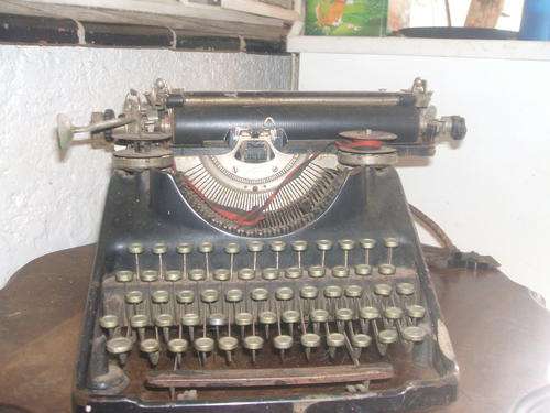 Antique TypeWriter