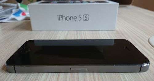 Apple iPhone 5S 32 GB Space Gray