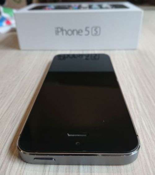 Apple iPhone 5S 32 GB Space Gray