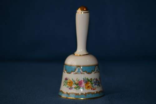 COLLECTABLE  PORCELAIN & CERAMICS..(SMALL BELL)