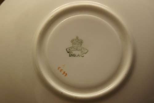 AYNSLEY ENGLAND, SAUCER.