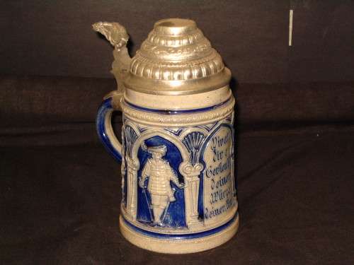 LIDDED BEER STEIN./ MUG
