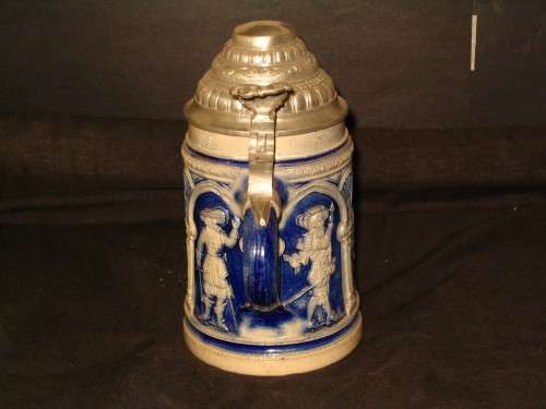 LIDDED BEER STEIN./ MUG