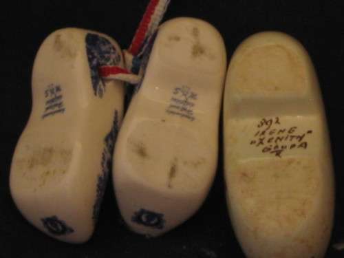 SMALL DELFT & GOUDA ORNAMENTAL CLOGS X3.