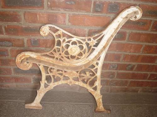 VINTAGE CAST IRON GARDEN BENCH ENDS. (LEFT & RIGHT ENDS) see below for details.