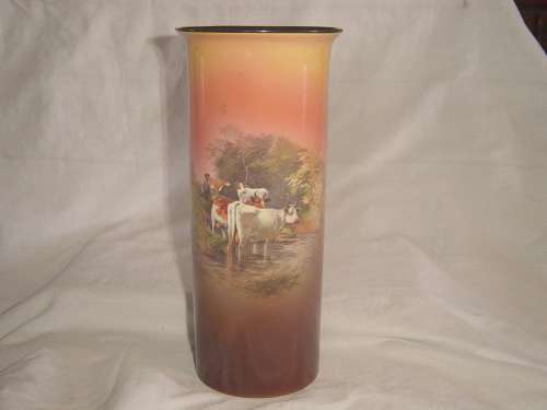H & K. TUNSTALL VASE.
