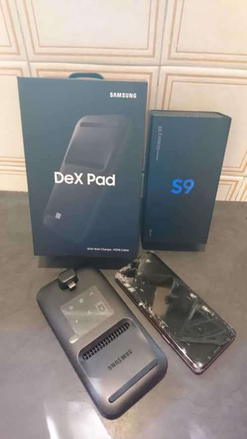 Samsung S9 (cracked screen) and Dex Pad