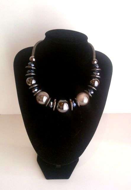 Stunning Black & Silver Necklace